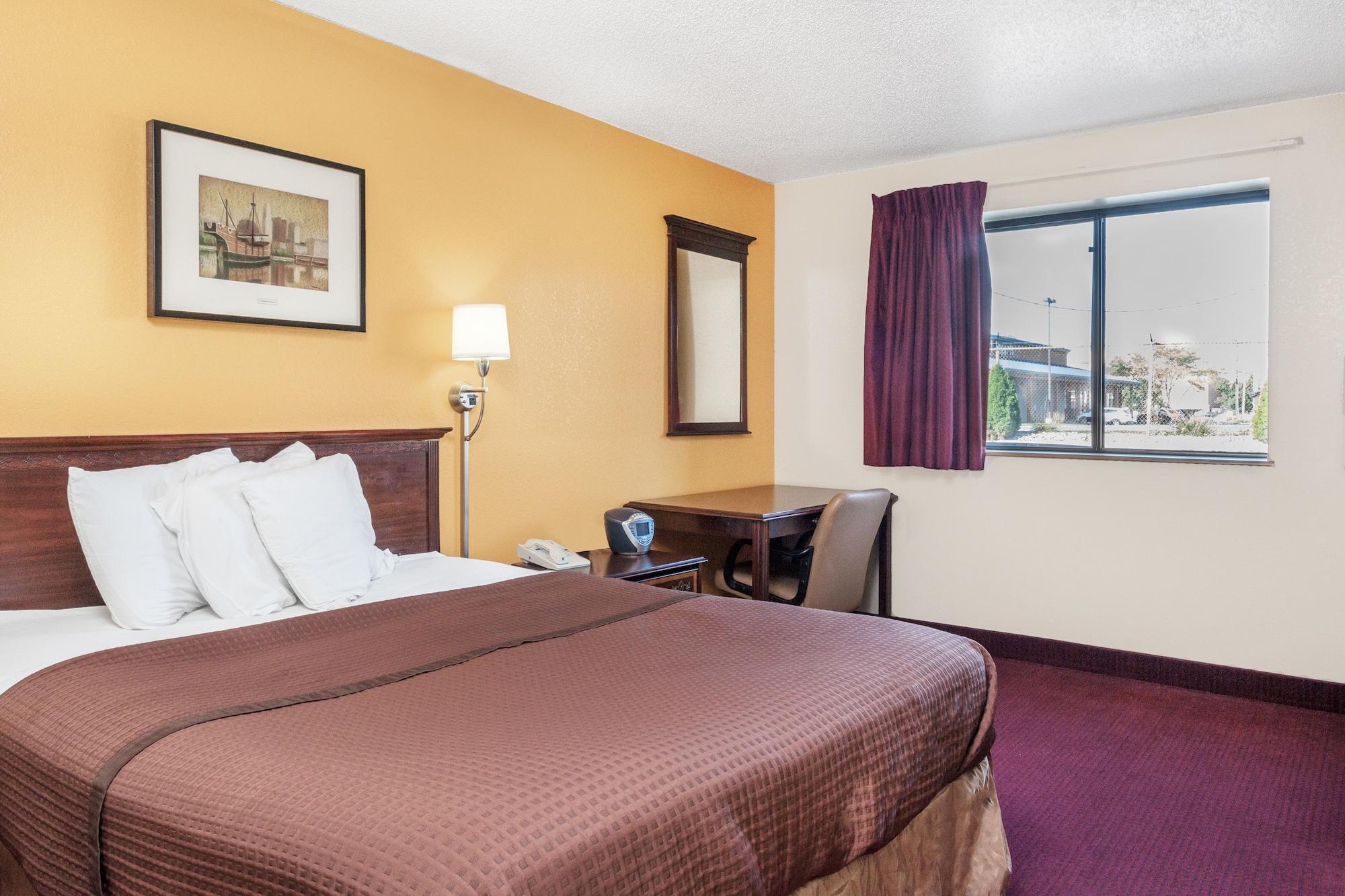 Magnuson Hotel Fort Wayne North - Coliseum מראה חיצוני תמונה