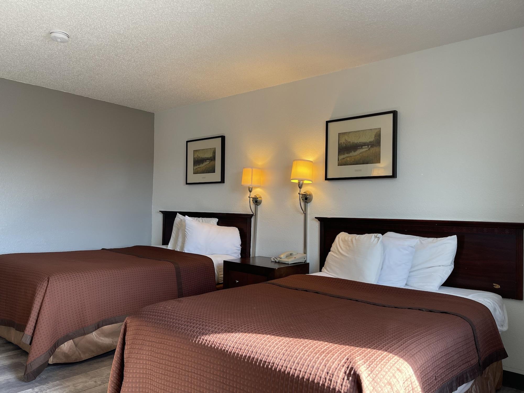 Magnuson Hotel Fort Wayne North - Coliseum מראה חיצוני תמונה