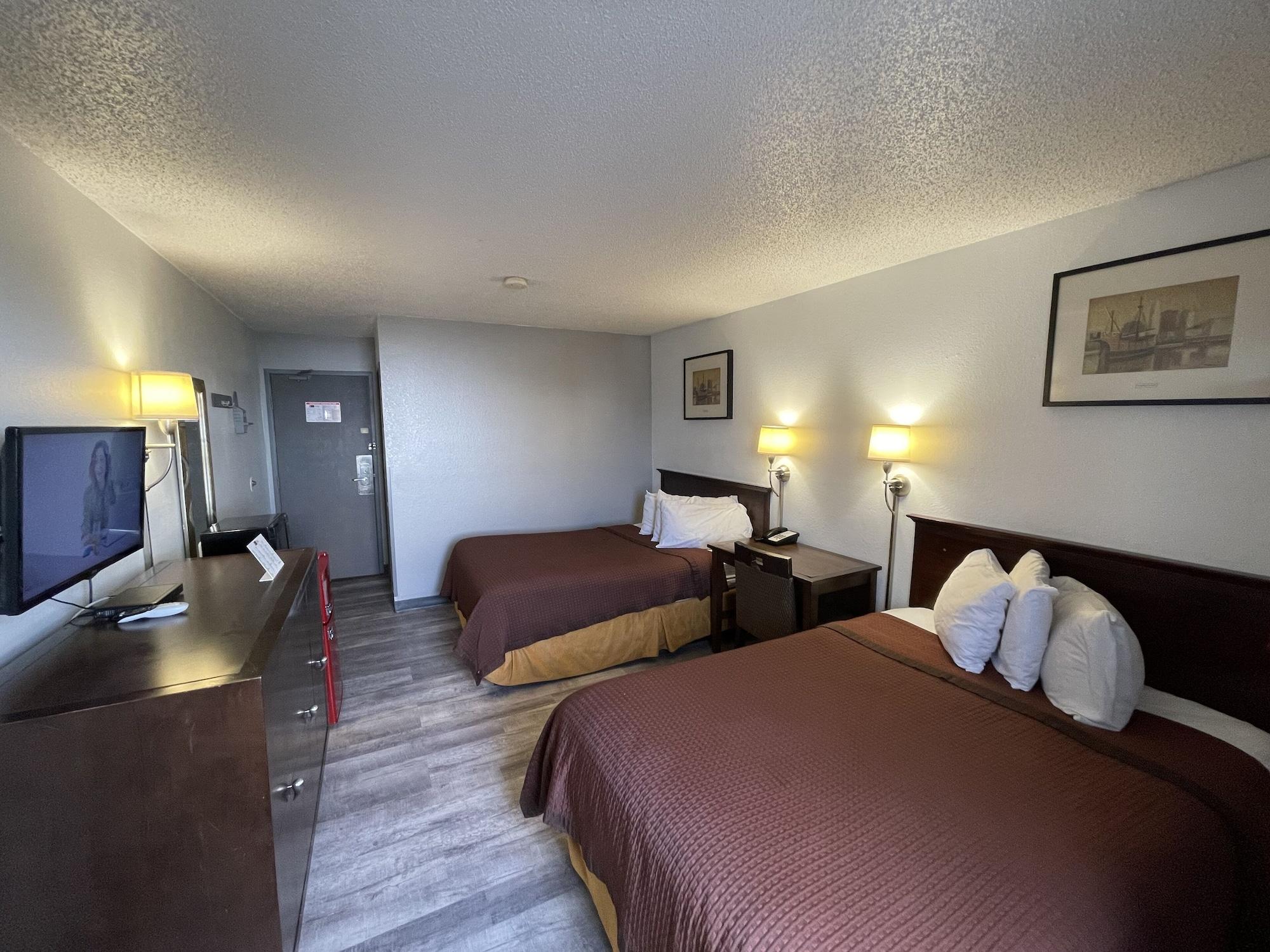 Magnuson Hotel Fort Wayne North - Coliseum מראה חיצוני תמונה