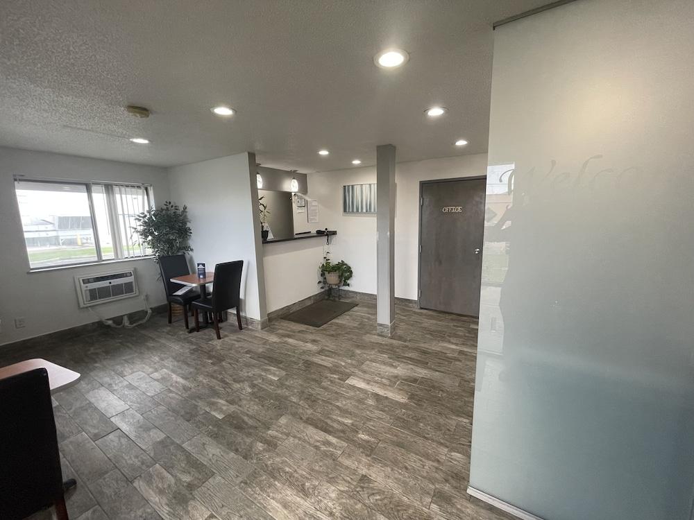 Magnuson Hotel Fort Wayne North - Coliseum מראה חיצוני תמונה