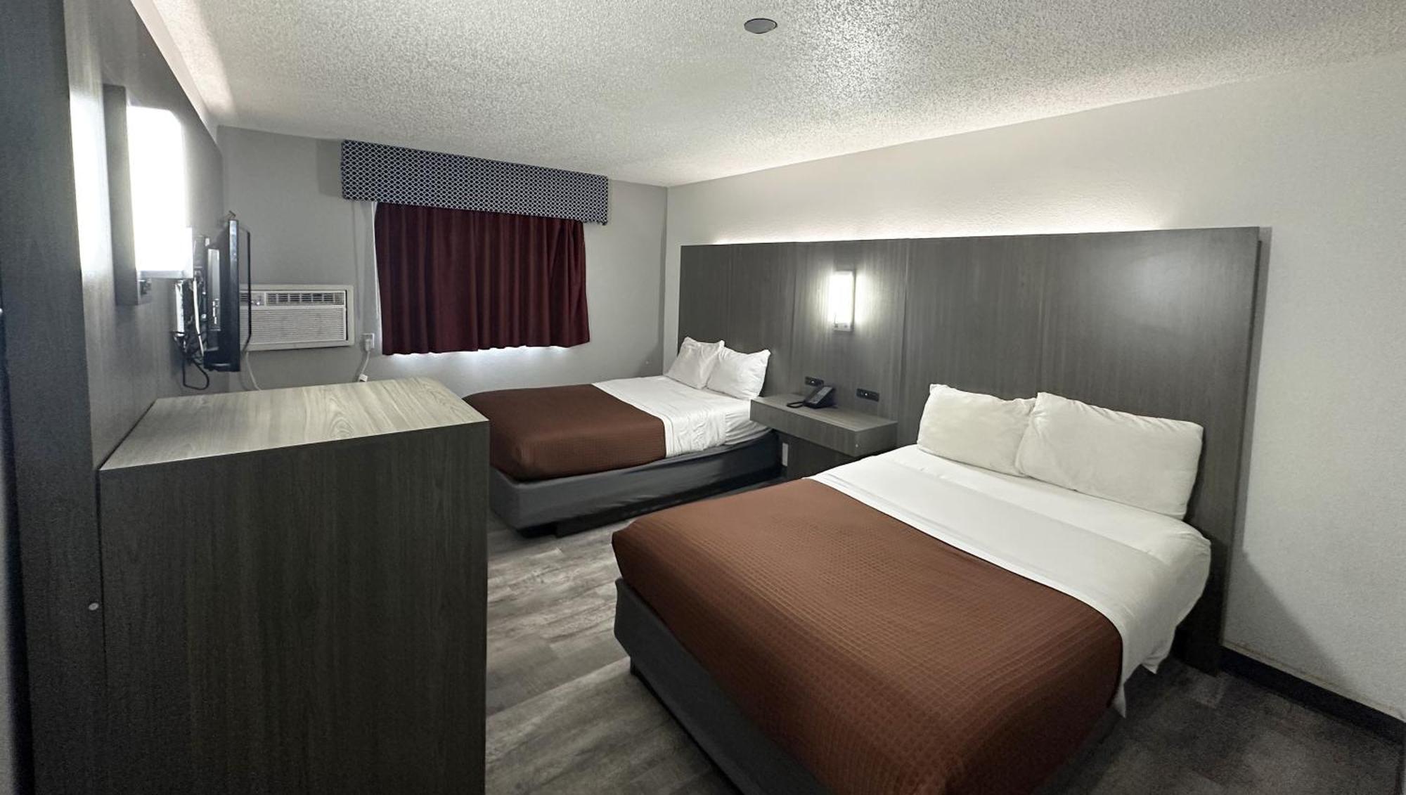 Magnuson Hotel Fort Wayne North - Coliseum מראה חיצוני תמונה