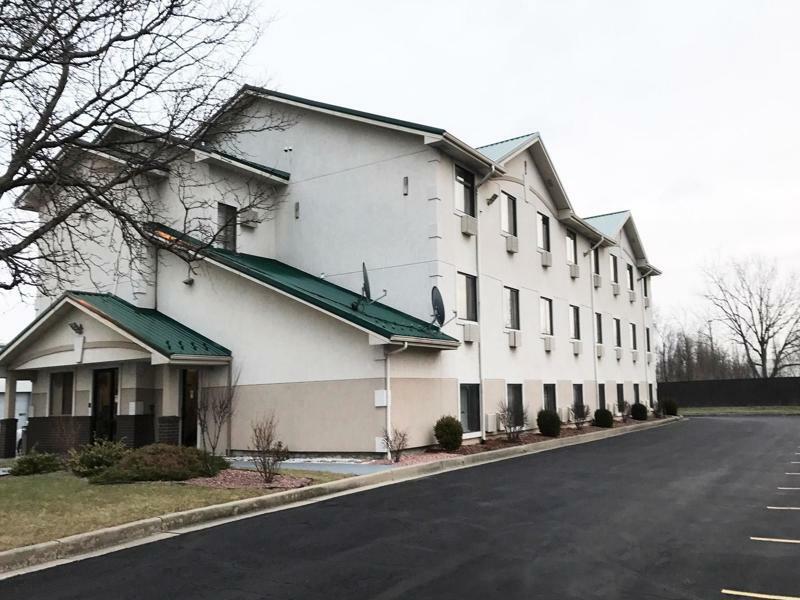 Magnuson Hotel Fort Wayne North - Coliseum מראה חיצוני תמונה